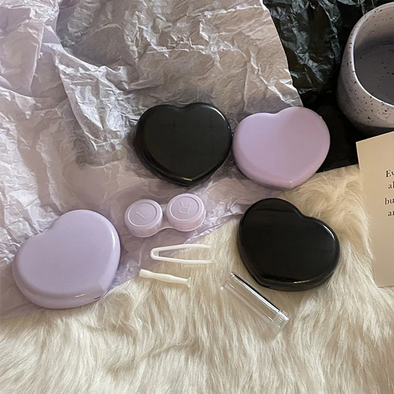 Heart Shaped Travel Lens Case - Image 7