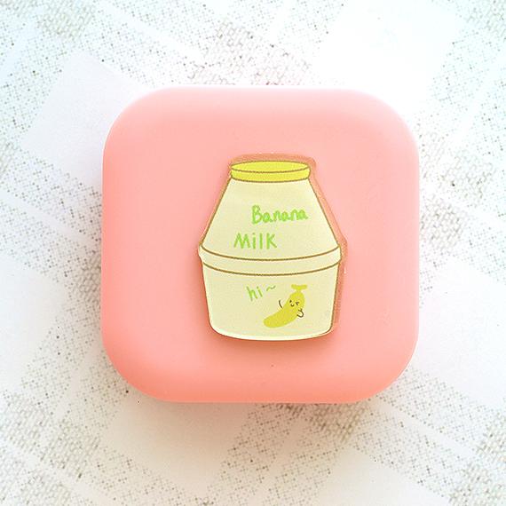 Little Beverage Travel Lens Case - Image 3